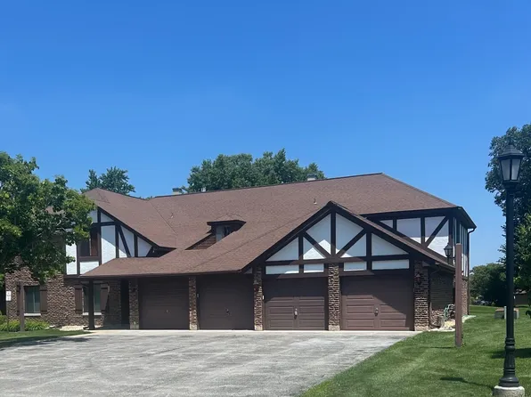 1753 Plymouth Ct APT D, Wheaton, IL 60189