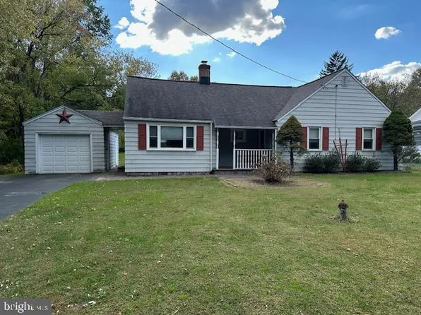 5956 Summit Bridge Rd, Townsend, DE 19734