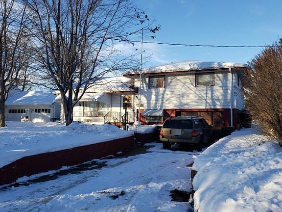 2nd image of 619 1st Ave NE