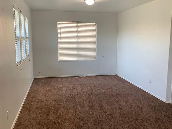 4th image of 8013 W Lynwood St