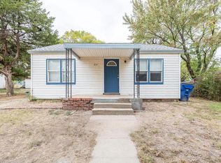 214 N 8th St, Conway Springs, KS 67031