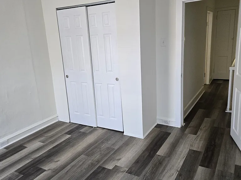 2225 S Chadwick St — Photo 8