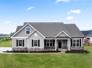 287 Burnt Hickory Ln SE, Calhoun, GA 30701