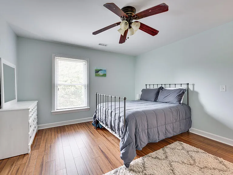 4625 Mountain View Dr — Photo 31