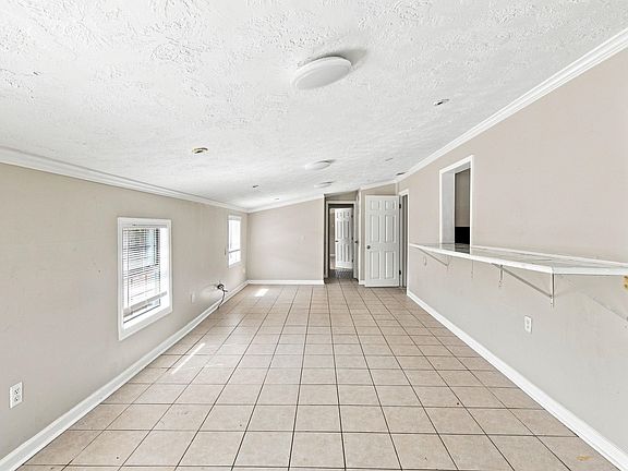 5th image of 1413 Sage Dr