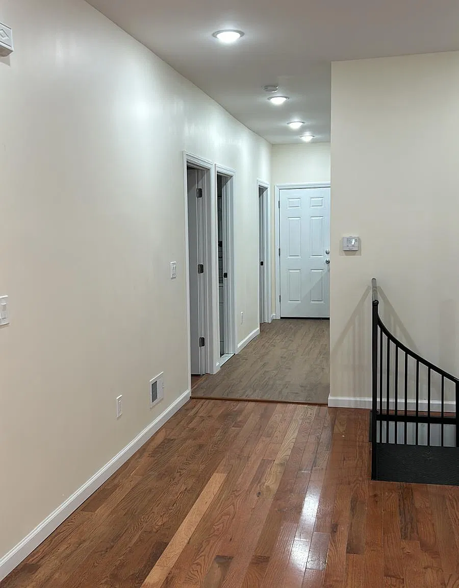 605 Court St — Photo 2