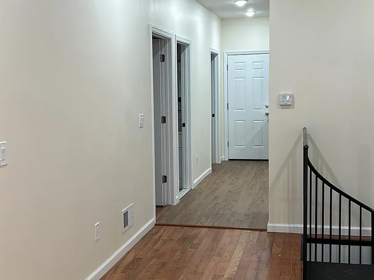 605 Court St #1 — Photo 2
