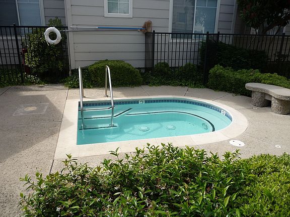 3rd image of 1400 El Camino Real APT 110