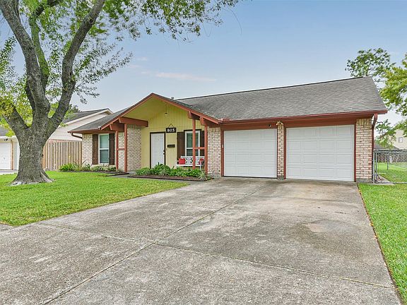 2nd image of 805 La Nell Dr