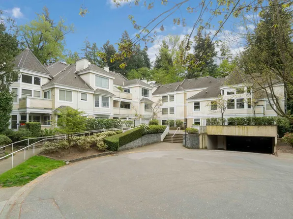 6860 Rumble St #108, Burnaby, BC V5E 1A8