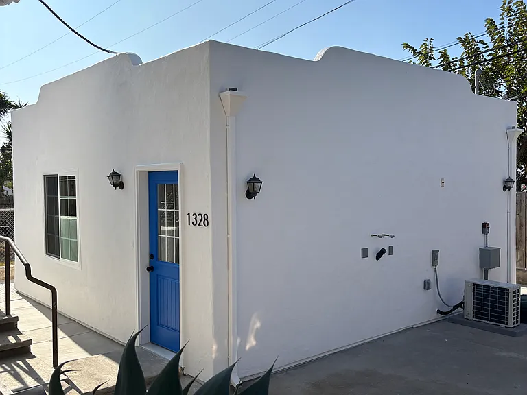 1328 J Ave — Photo 15