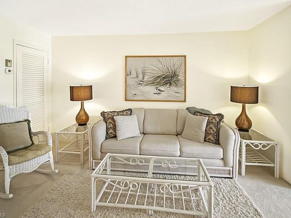 5th image of 344 Harbour Dr #344