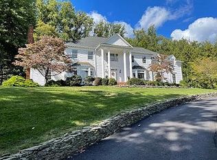 15 Butternut Ln, Basking Ridge, NJ 07920