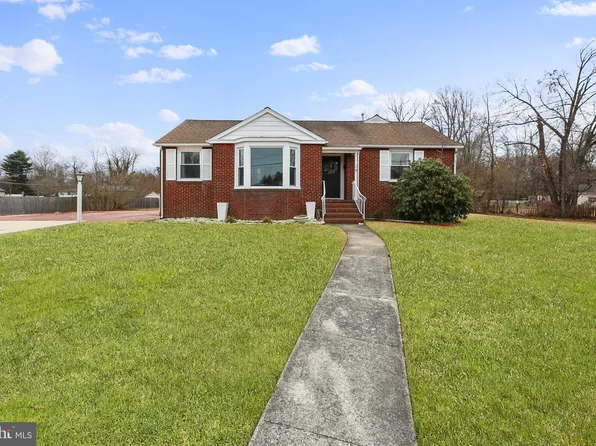 7 Leroy Ave, Berlin, NJ 08009