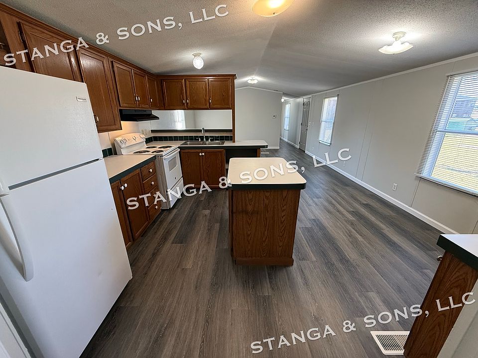 Kitchen angle 1