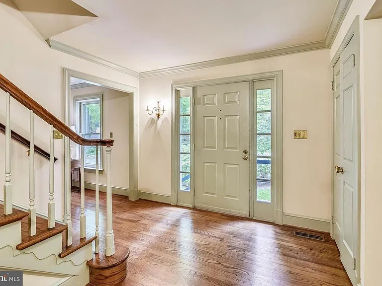 10810 Hunter Station Rd — Photo 3