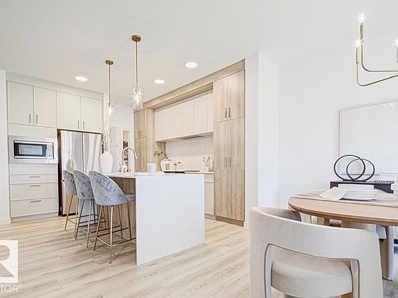 5th image of 141 Ficus Way