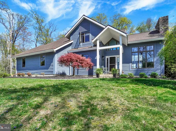 3602 Bowers Rd, Stewartstown, PA 17363