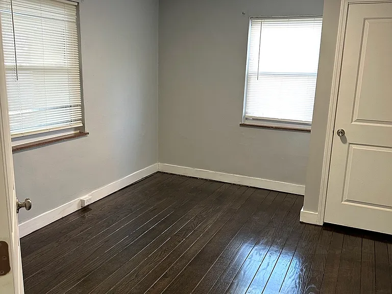 1736 Northampton Dr #1 — Photo 7