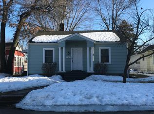 615 2nd Ave NW, Cambridge, MN 55008