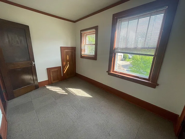 414 N 19th Ave E — Photo 13