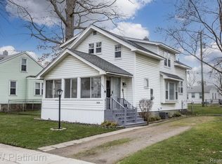 1681 McBrady St, Port Huron, MI 48060