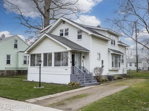 1681 McBrady St, Port Huron, MI 48060