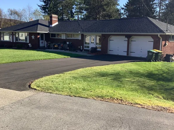 42 Hillside Dr, Binghamton, NY 13905