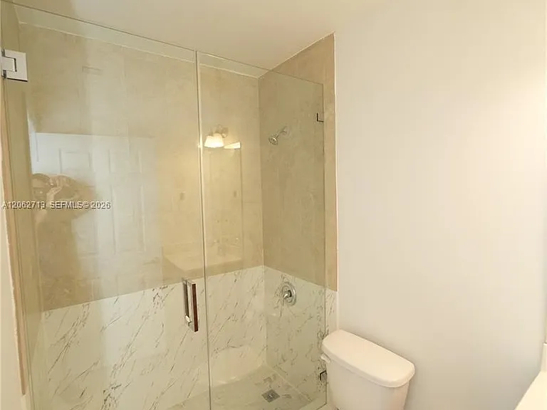 10440 NW 61st Ln — Photo 7
