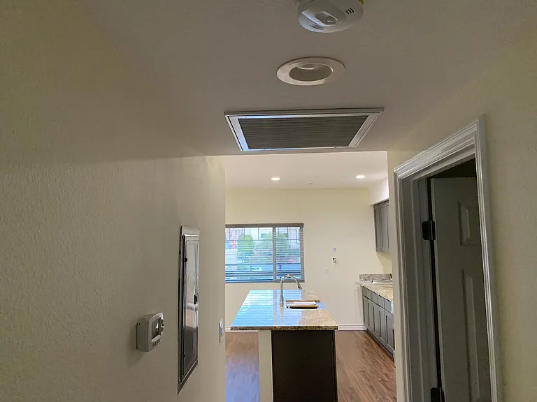 4730 Mission Bay Dr #H — Photo 12