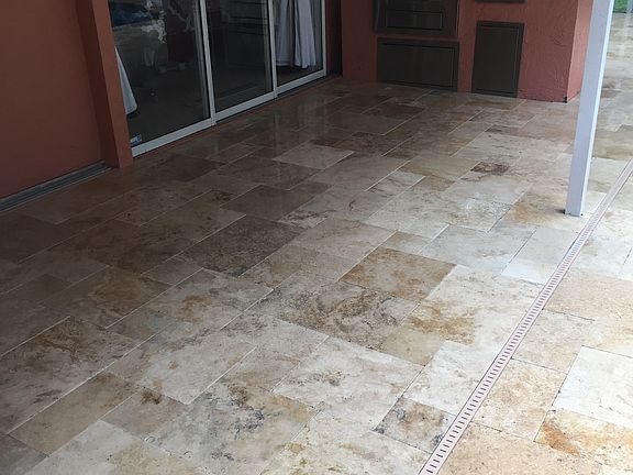 2nd image of 3091 Windridge Oaks Dr