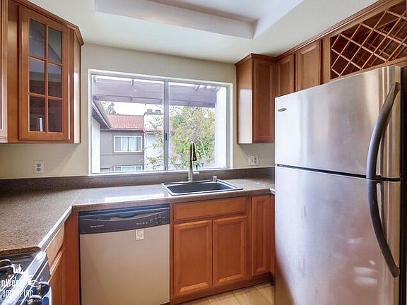 4th image of 9813 Caspi Gardens Dr Unit 4