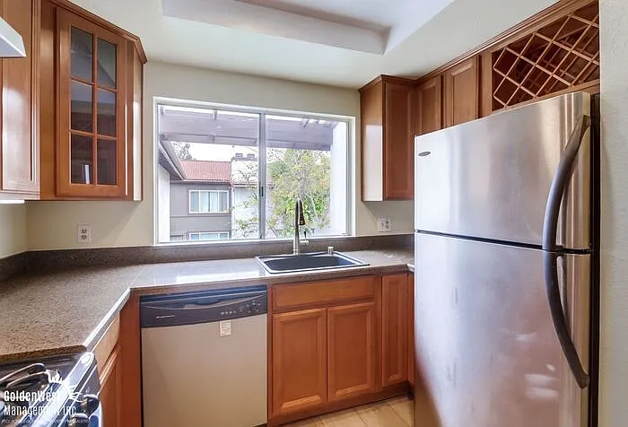 9813 Caspi Gardens Dr #4 — Photo 4