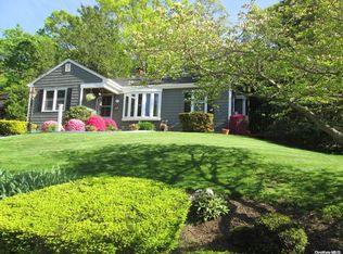21 Cliftwood Dr, Huntington, NY 11743