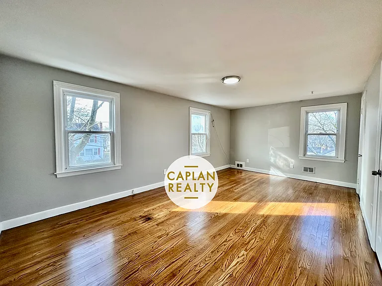 29 Wellington Rd — Photo 18