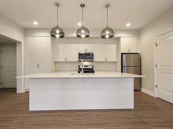 5th image of 1455 N Wieland St APT 202