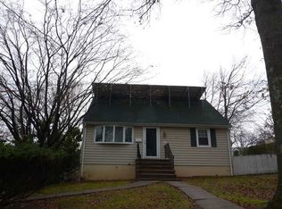 26 Lorelei Rd, West Orange, NJ 07052