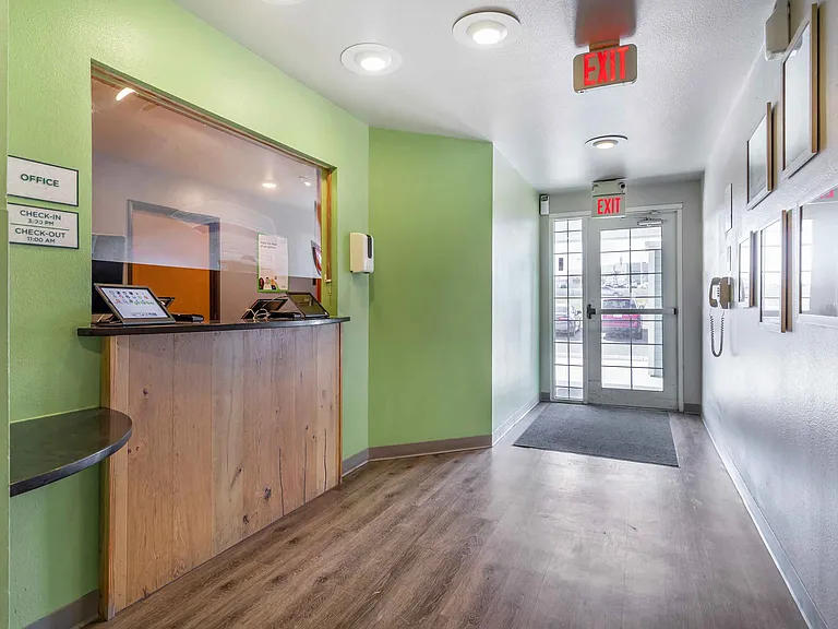 Lobby and Guest Check-in