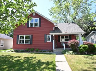 455 Walnut St, Burlington, WI 53105