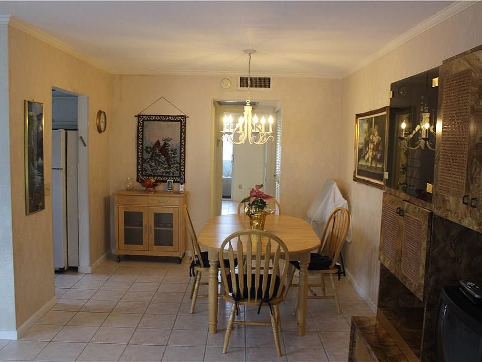 1st image of 44 Westbury B #44