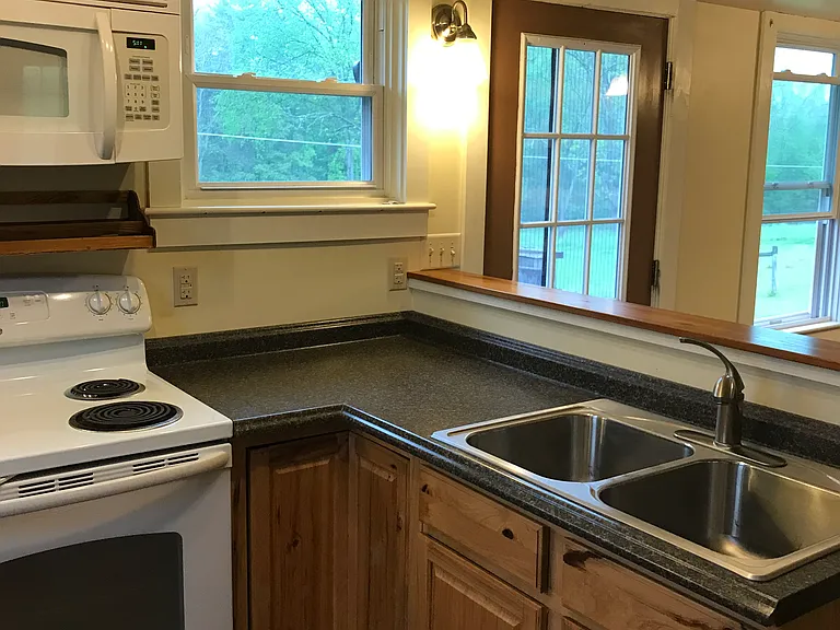 6514 Creek Rd — Photo 20