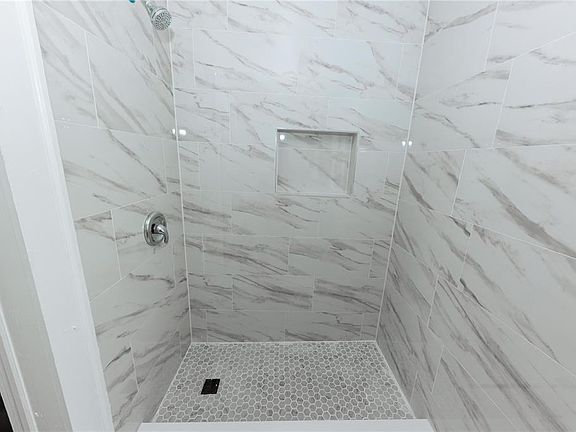 5th image of 2240 10th St S