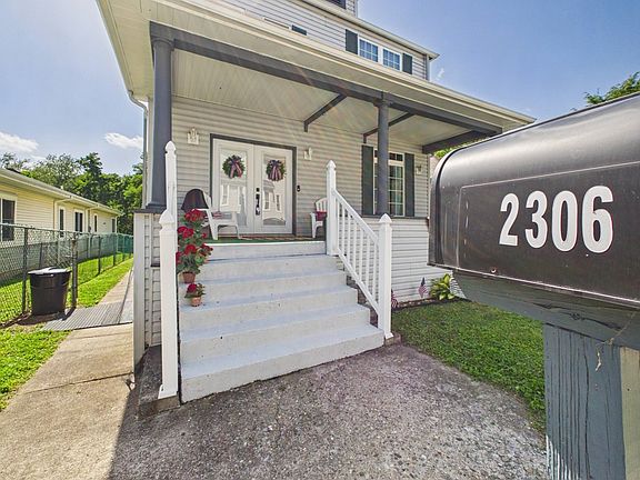 3rd image of 2306 Ritz Avenue