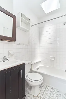 Rented by Keller Williams NYC | media 24
