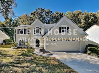 4825 Tanners Spring Dr, Johns Creek, GA 30022