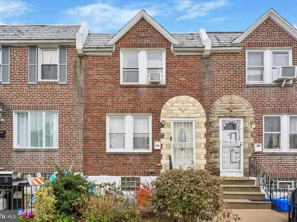 5437 Charles St, Philadelphia, PA 19124