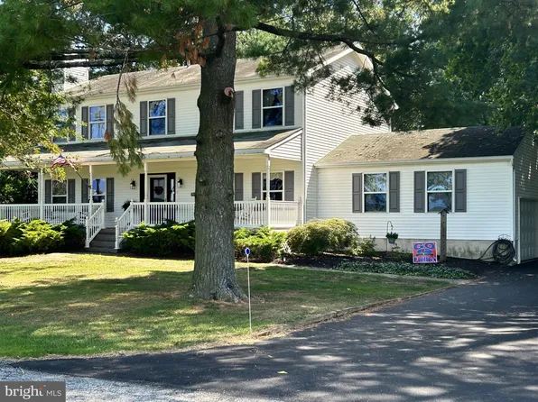 11 Daretown Alloway Rd, Elmer, NJ 08318