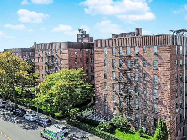 2140 Knapp Street image 25 of 25