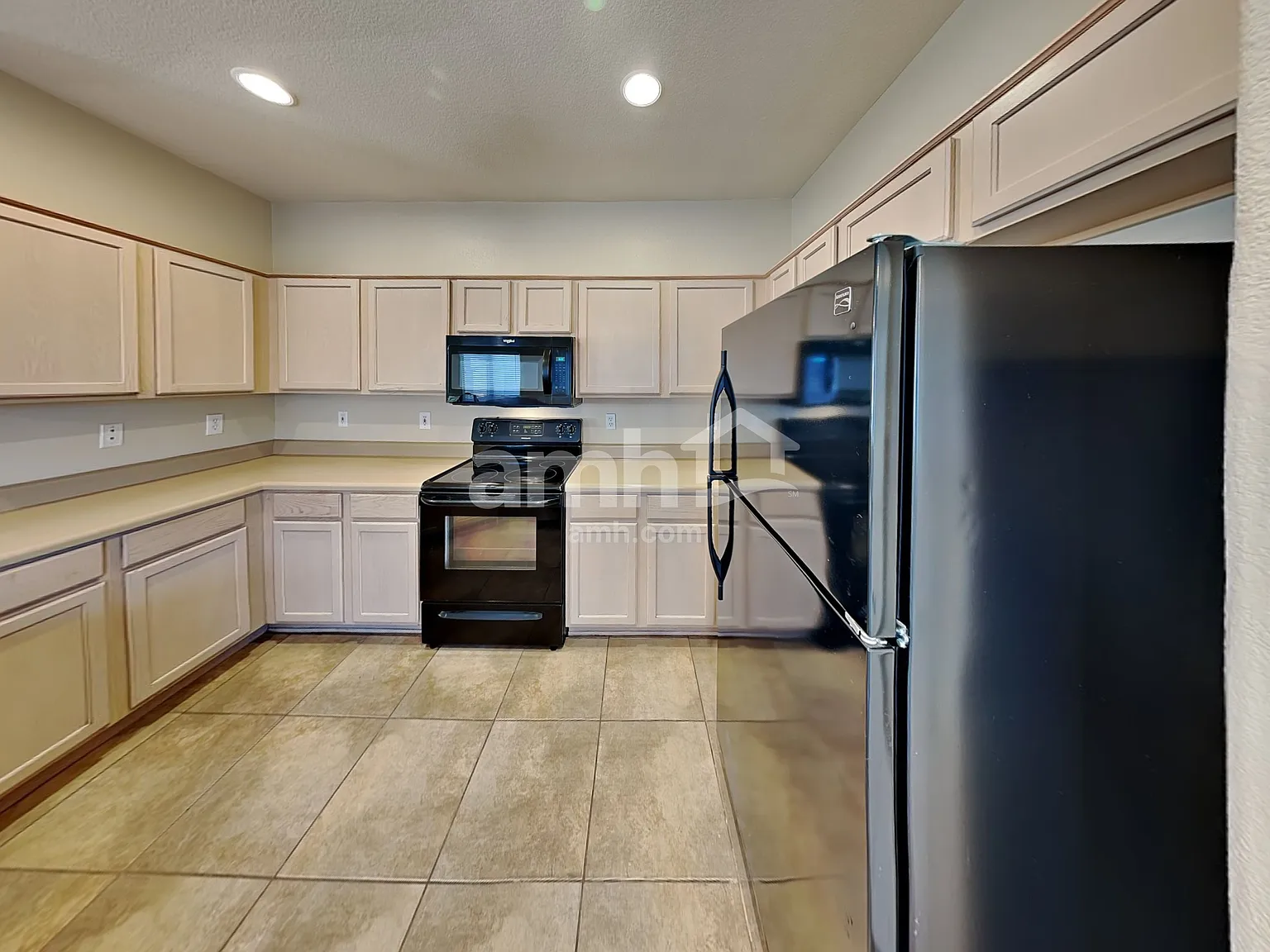 3 bed, 2.0 bath, 1426 sqft, $1,840 — Photo 4
