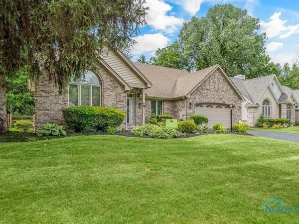 2923 Belle Glade Dr, Toledo, OH 43617